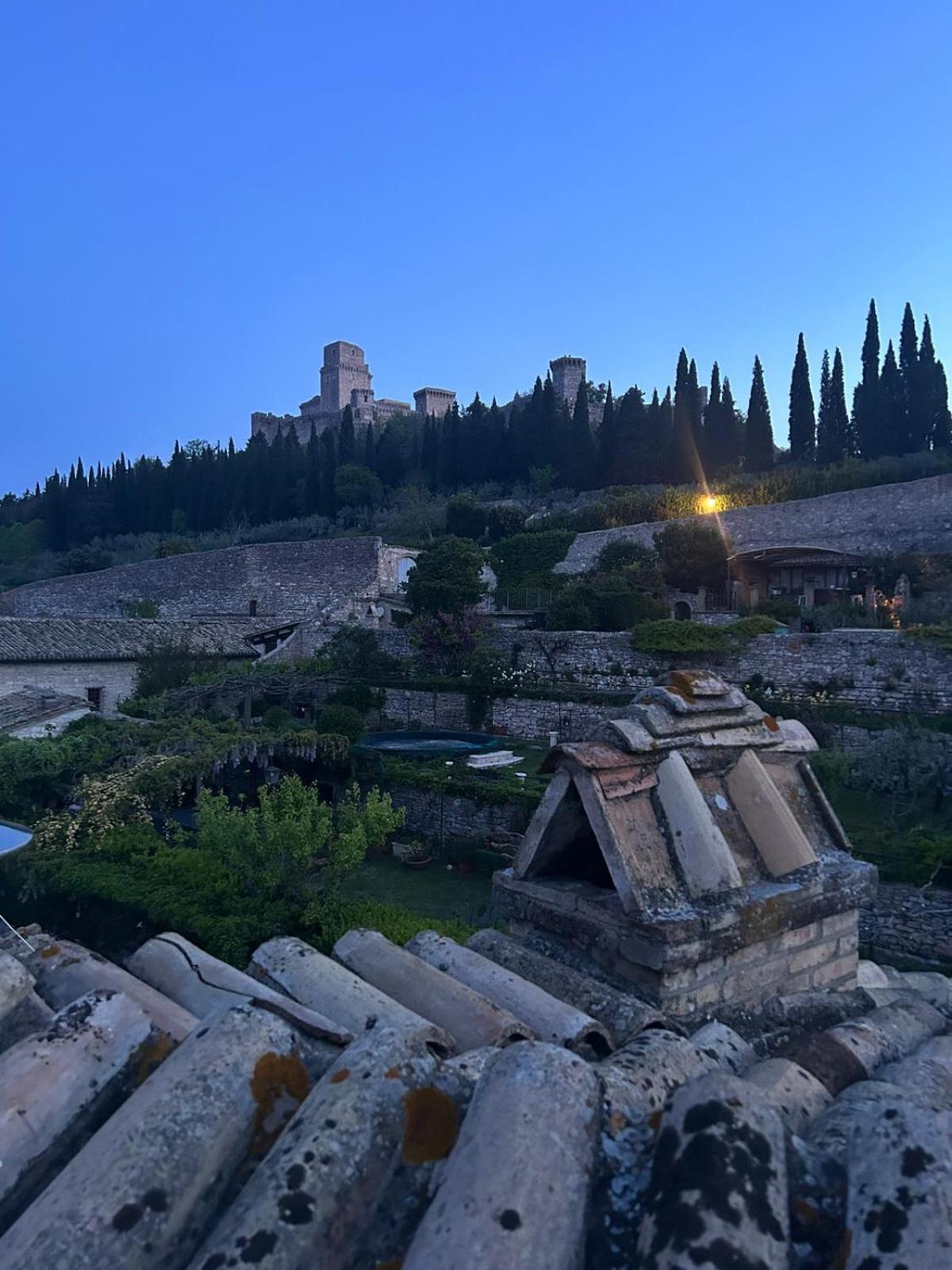 אסיסי Monolocale L'Anfiteatro Romano מראה חיצוני תמונה